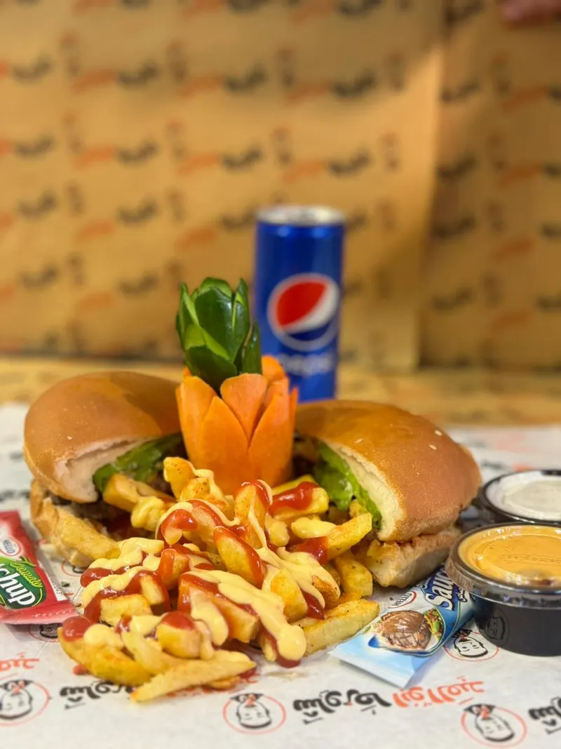 وجبة برغر لحم