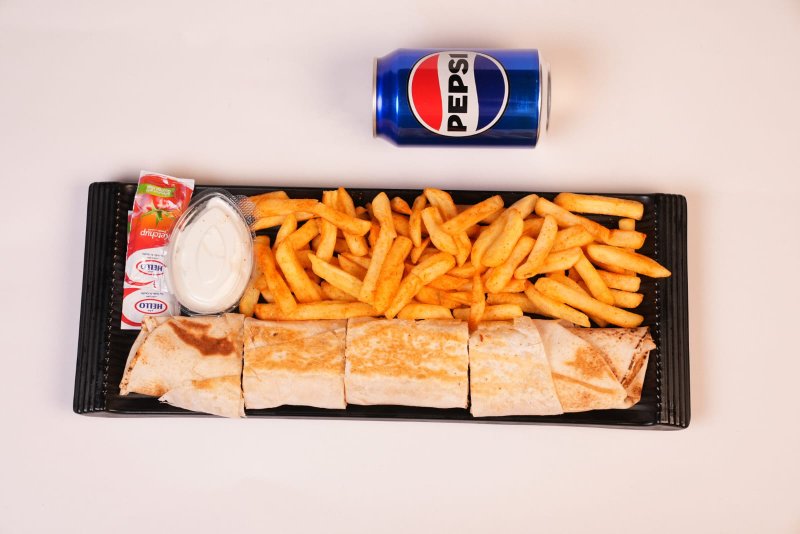 وجبة شاورما عربي دجاج