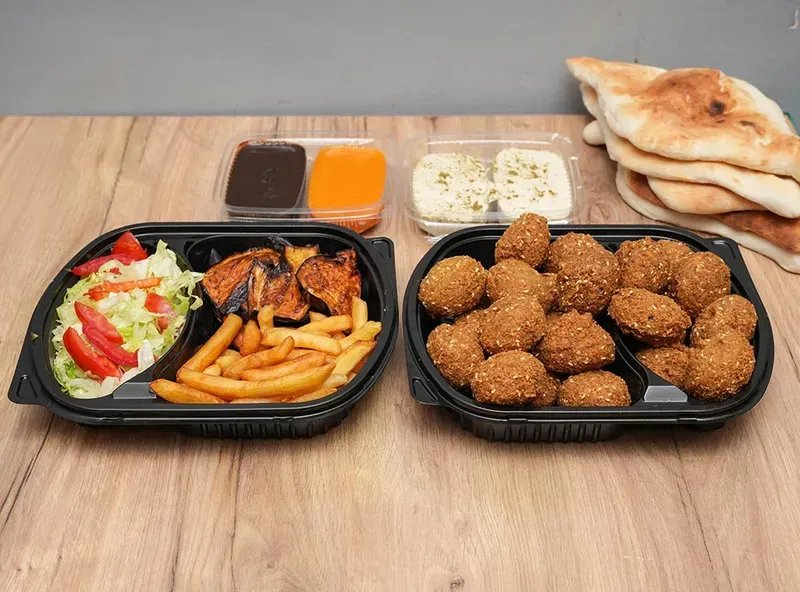 فلافل فالح ابو العمبة